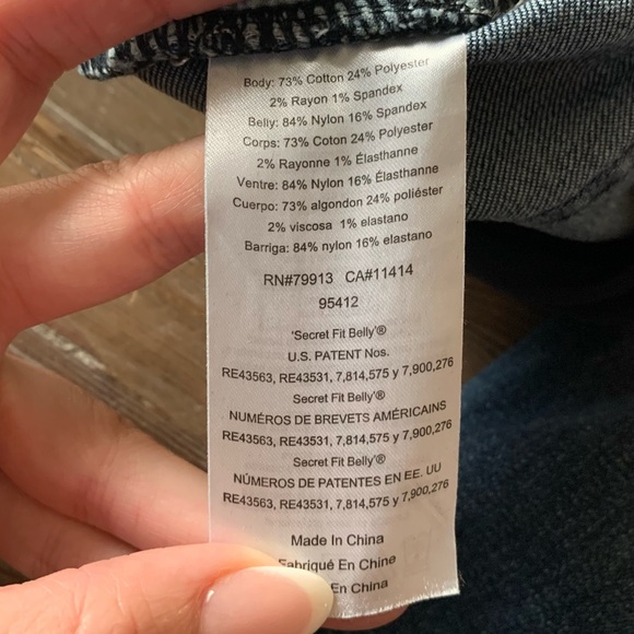 Indigo Blue | Dark Blue Maternity Jeans - Picture 6 of 6